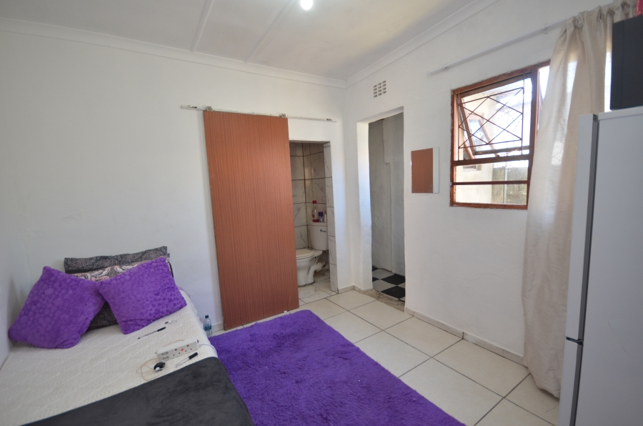 9 Bedroom Property for Sale in Quigney Eastern Cape